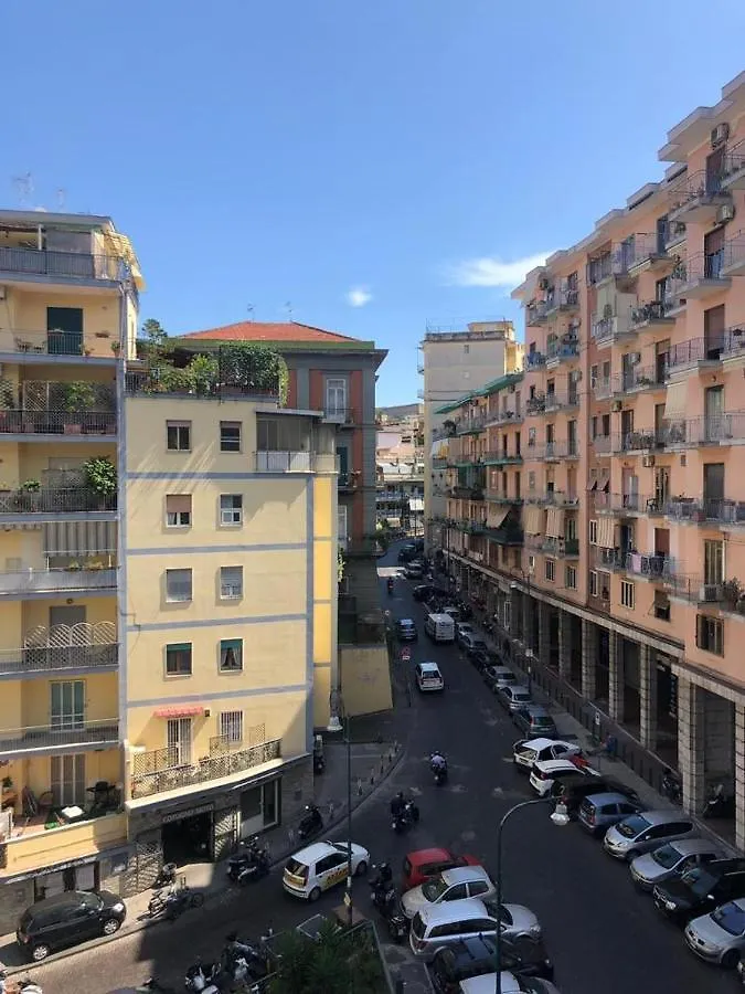 Super Elegante Napoli Centro Con Posto Auto E Wifi Veloce Apartment