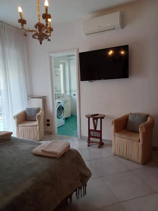 Super Elegante Napoli Centro Con Posto Auto E Wifi Veloce Apartment